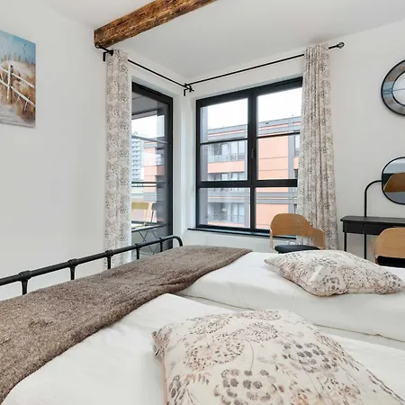Stylish Pastel With Parking And Balcony In By Renters شقة غدانسك