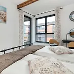 Stylish Pastel With Parking And Balcony In By Renters Daire Gdansk