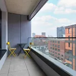 Daire Stylish Pastel With Parking And Balcony In By Renters
