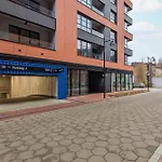 Stylish Pastel With Parking And Balcony In By Renters *