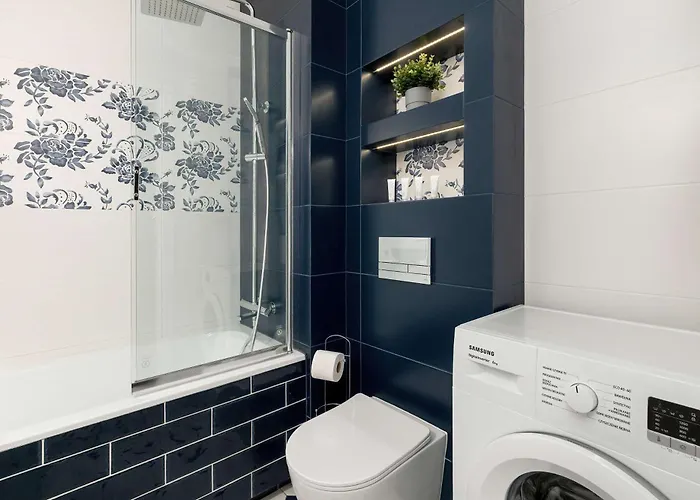 Apartmán Stylish Pastel With Parking And Balcony In By Renters